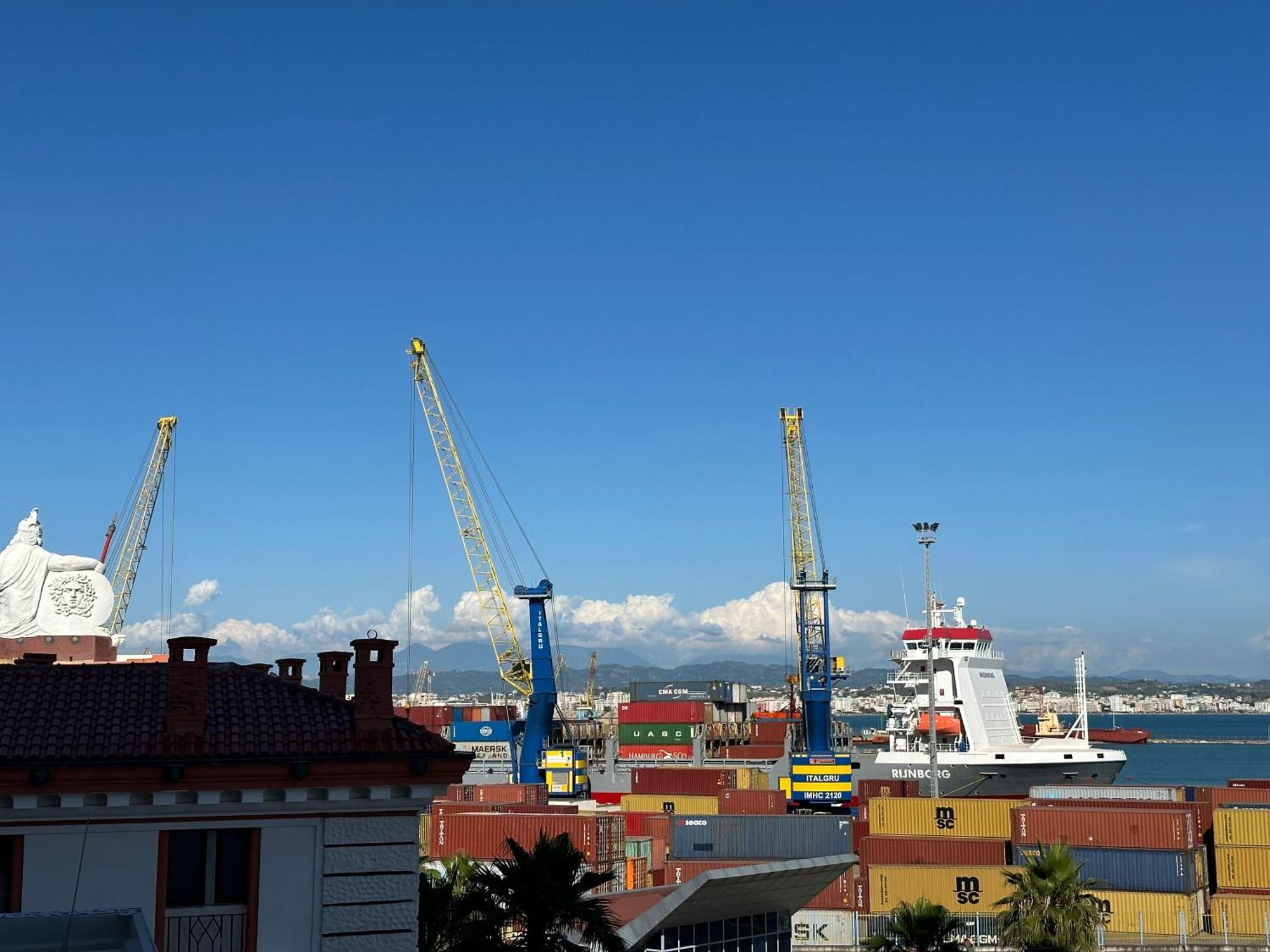 Seaport Torra View Apartment *