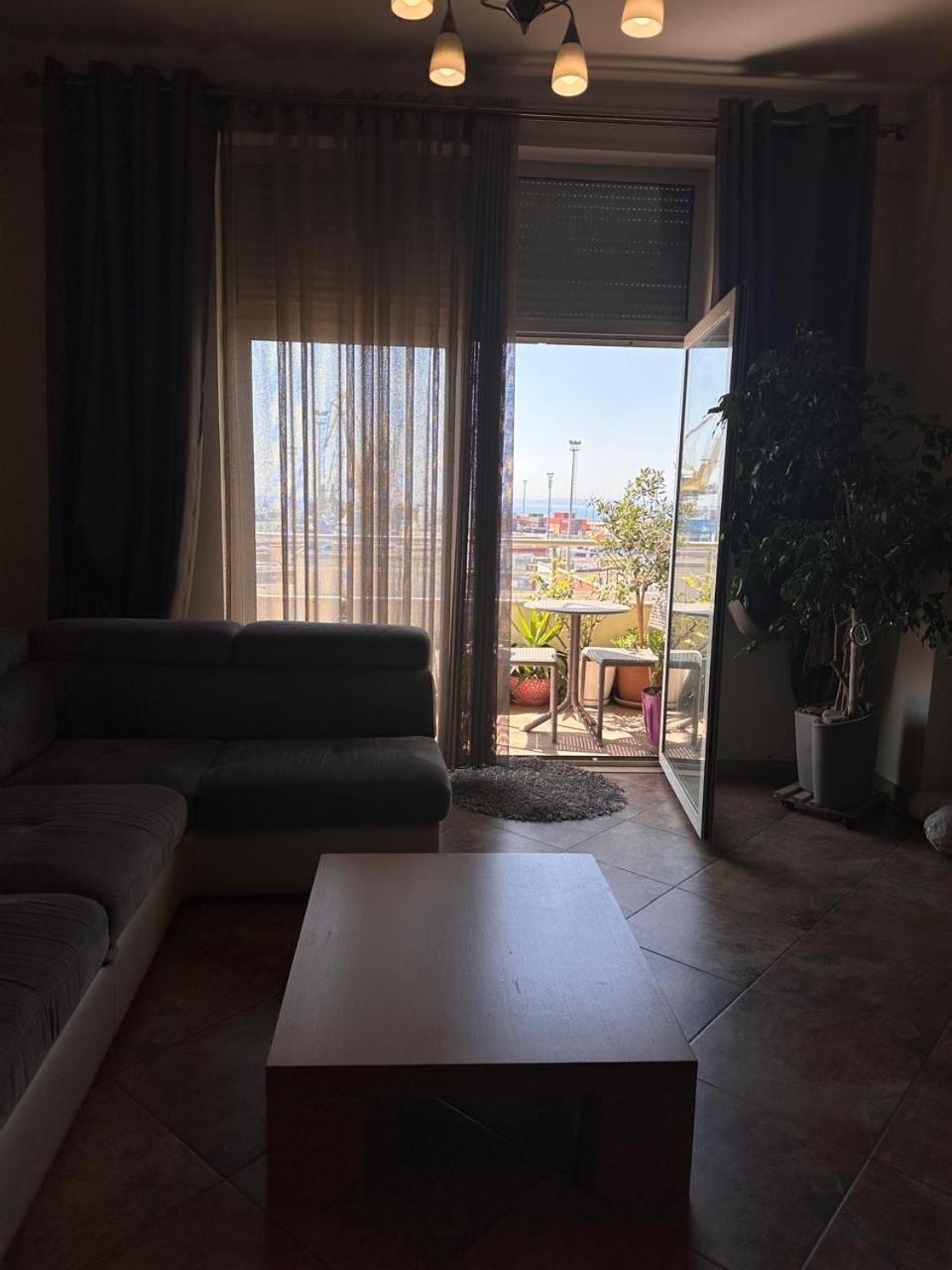 Seafly Durrës